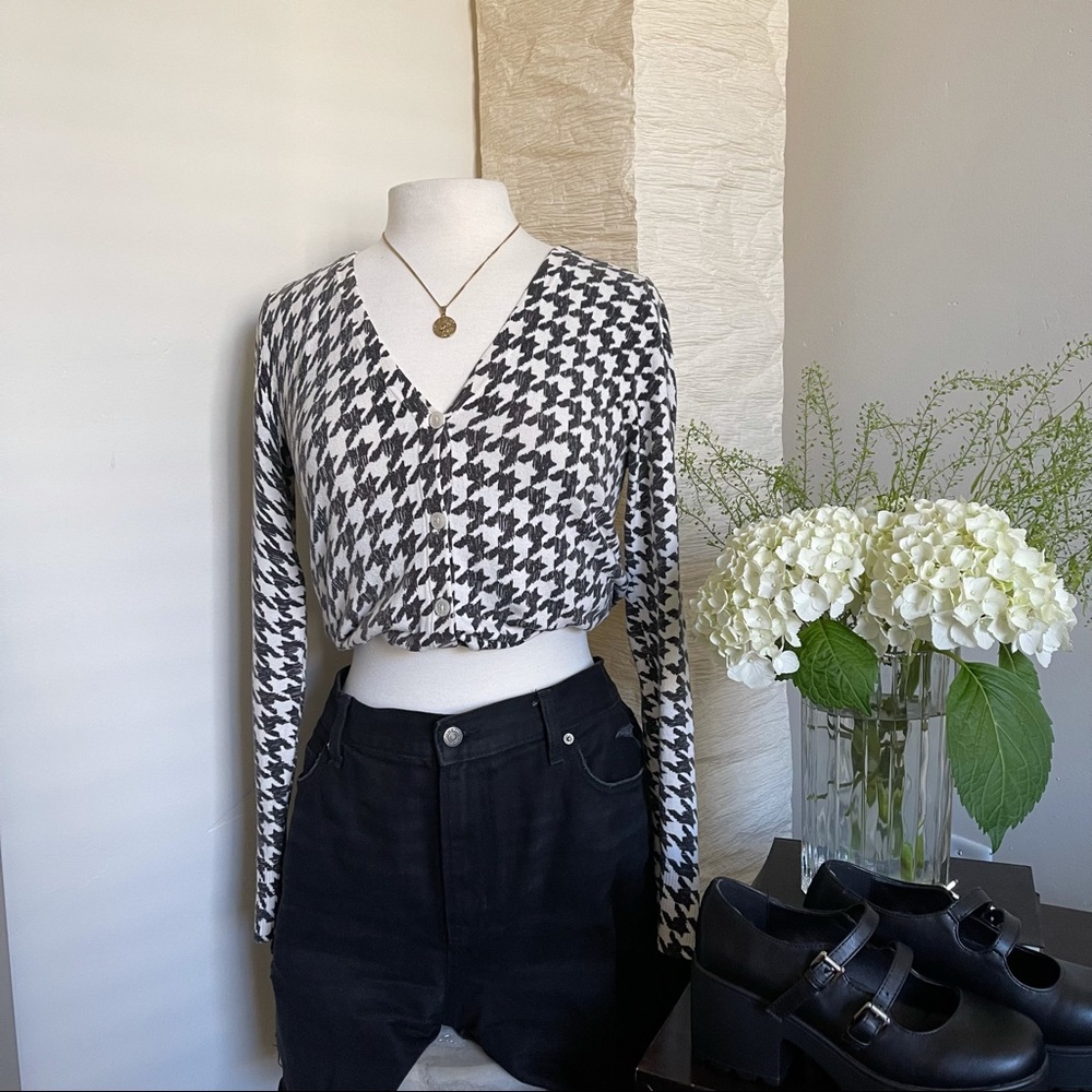 Houndstooth Tight Cardigan